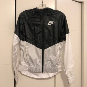 Nike Windbreaker
